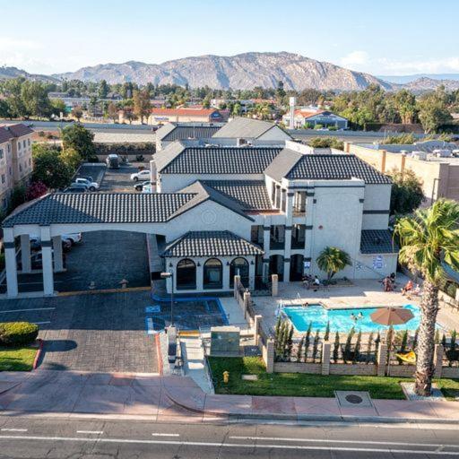 Homestay Suites - Studios & Spas Moreno Valley Exterior photo